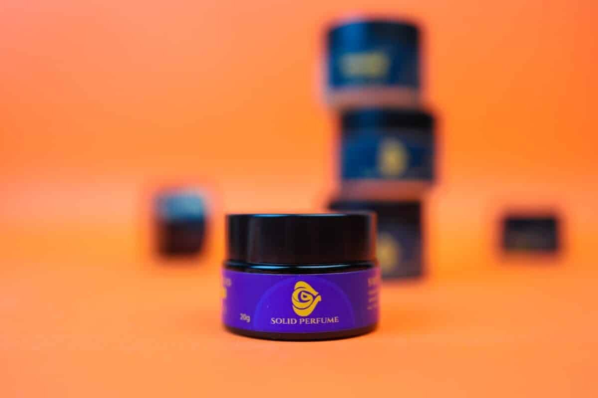 ⁦مضاوي – عطر صلب 30 جرام⁩ - الصورة ⁦3⁩